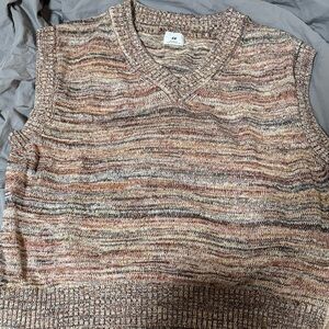 H&M Men's Brown V-Neck Sweater Vest